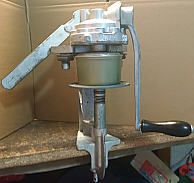 Ives Way Model 900 - Manual Can Sealer